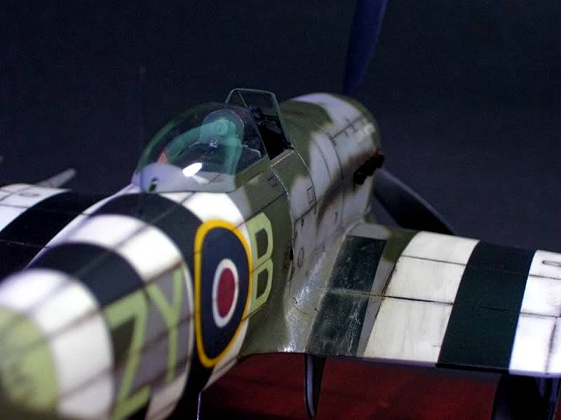 Hawker Typhoon 15