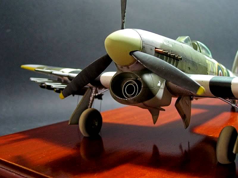 Hawker Typhoon 2